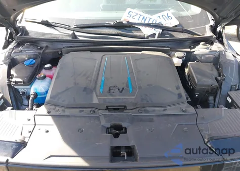 2022 Hyundai Ioniq 5 Limited z USA, uszkodzony, nr VIN KM8KRDAF4NU064918